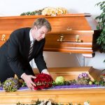 6 Classy and Tasteful Funeral Gift Ideas